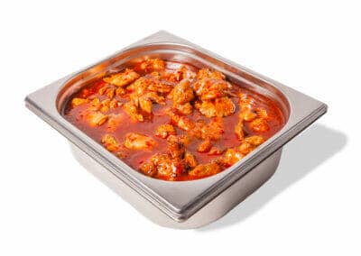 kippendijen in piri piri saus